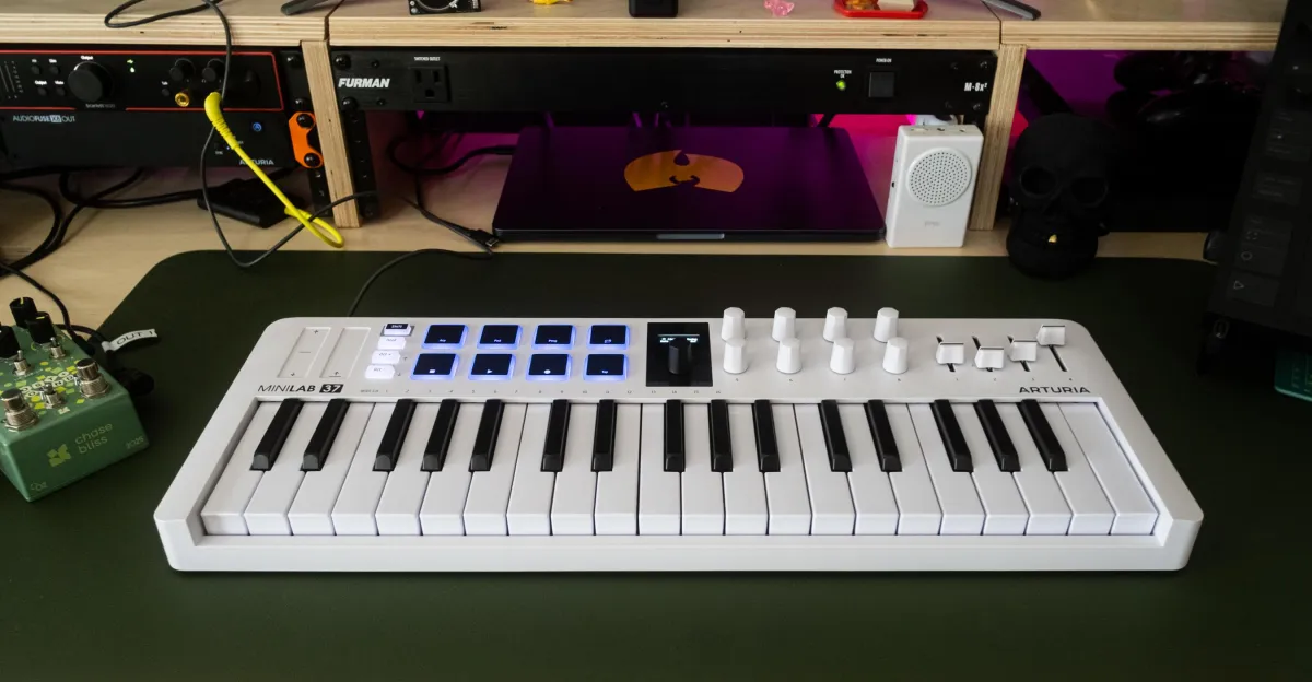 Ulasan Kontroler MIDI Arturia MiniLab 37: Kinerja Dan Portabilitas